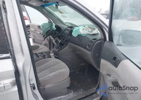 2008 Kia Sedona Lx z USA, uszkodzony, nr VIN KNDMB233786195097